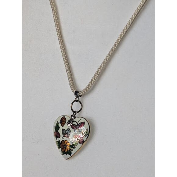 Vintage Cloisonné  Heart Butterflies Flowers Pendant 16" Cream cord Cottagecore - Picture 3 of 5
